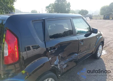 2013 Kia Soul z USA, uszkodzony, nr VIN KNDJT2A59D7627634